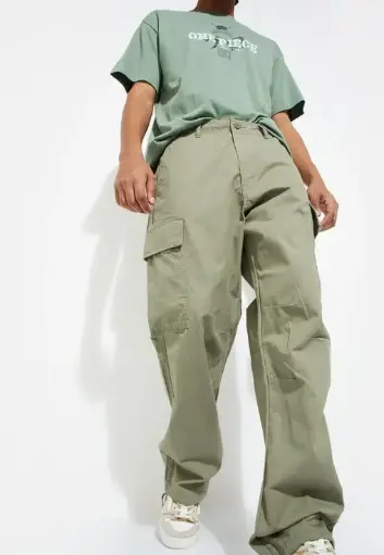 Men cargo's